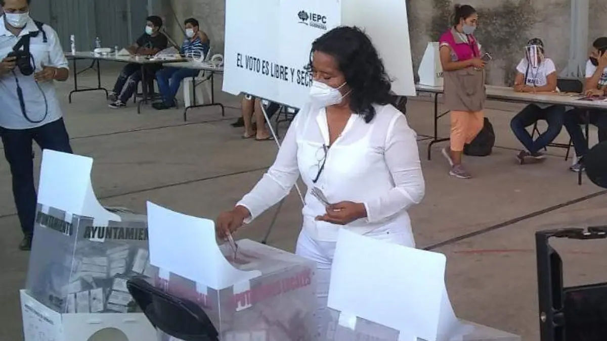 Abelina Voto Acapulco